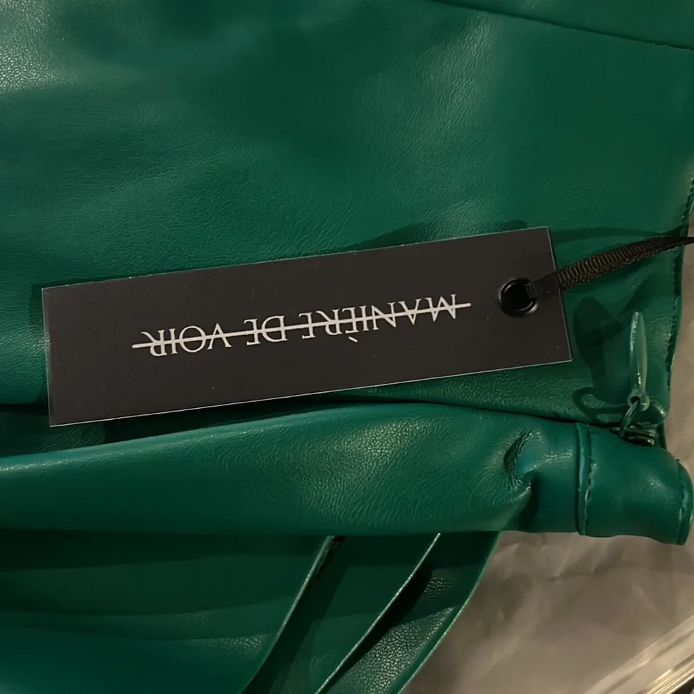 Manier De Voir Green Vegan Leather Runched Mini Skirt Size UK 4 US 0 - Picture 5 of 5